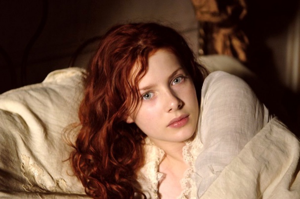 Rachel Hurd-Wood en "El Perfume", ideal para ser Alba