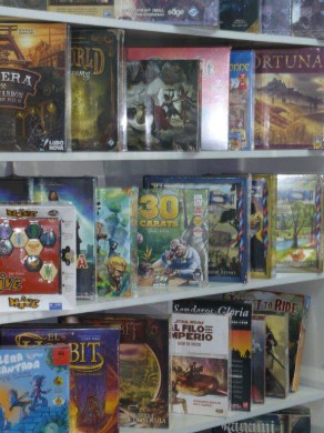 Pequeña selección de los juegos de mesa de la tienda.