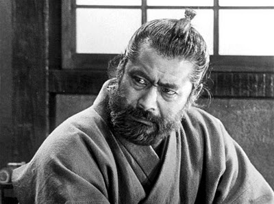 Toshiro Mifune como Barbarroja