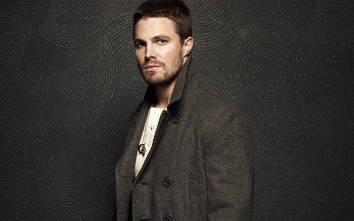 Arrowverso, Stephen Amell