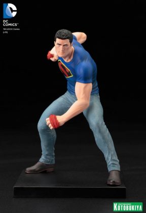 Clark Kent Kotobukiya SDCC (5)