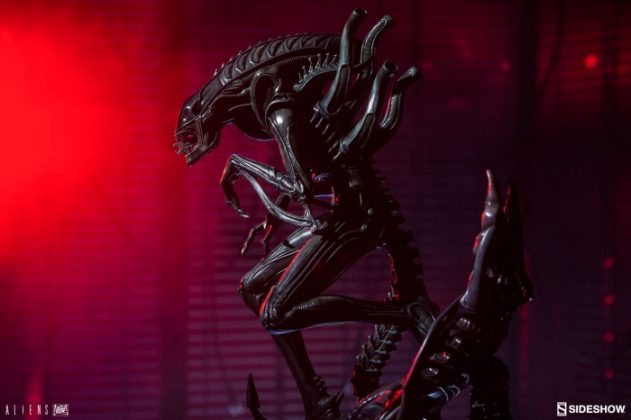 Sideshow presenta una estatua del Alien Warrior 004