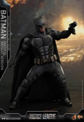 batman hot toys 5