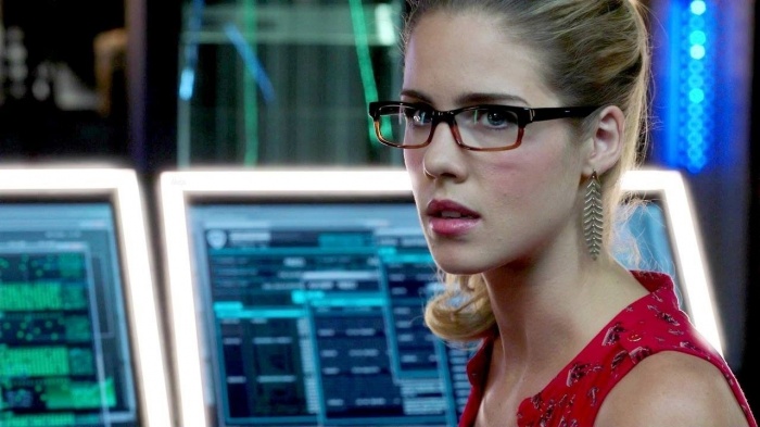 Emily Bett Rickards es Felicity Smoak en Arrow