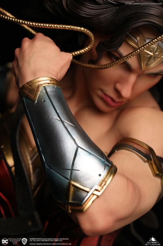 Wonder Woman Queen Studios