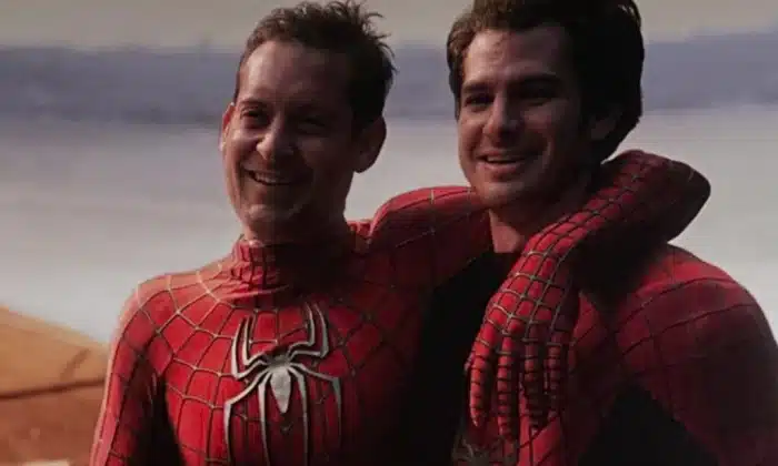 توبي ماجواير وأندرو جارفيلد يلعبان دور البطولة في فيلم Spider-Man: No Way Home سيناريو وحوار كيرستن دونست