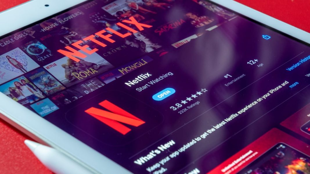 Netflix cobrará por compartir cuenta - destacada