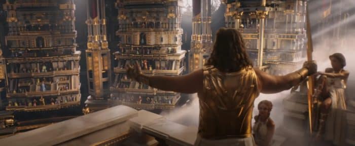 Russell Crowe es Zeus en Thor: Love and Thunder