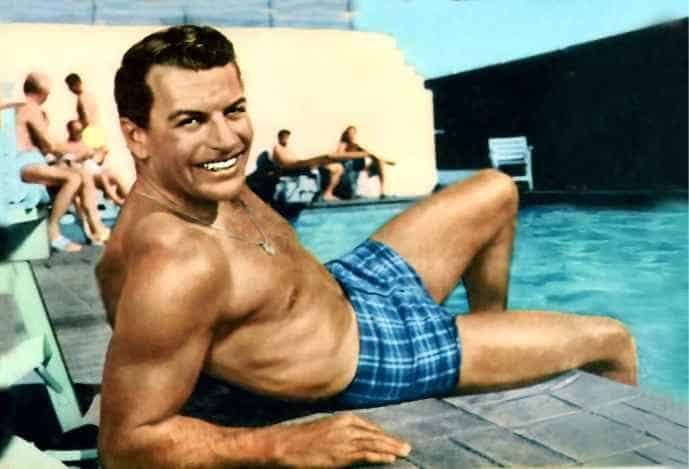 Richard Egan iba aprotagonizar una serie televisiva de Namor en 1954