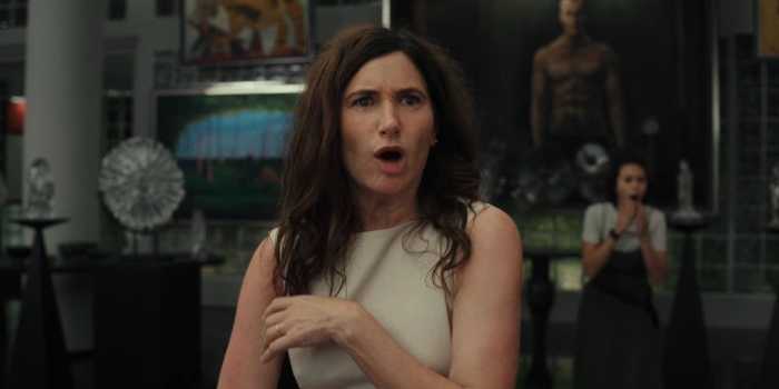 Gass Onion - Kathryn Hahn - Claire Debella