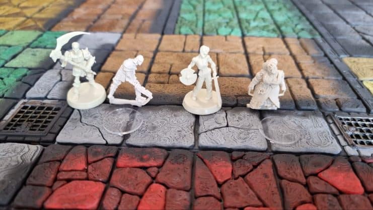 TseuQuest vs Heroquest: miniaturas