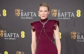 Cate Blanchett, Cate Blanchett Alpha Gang, comedia ciencia ficción, estreno Alpha Gang 2024, hermanos Zellner cine, película alienígenas humanos